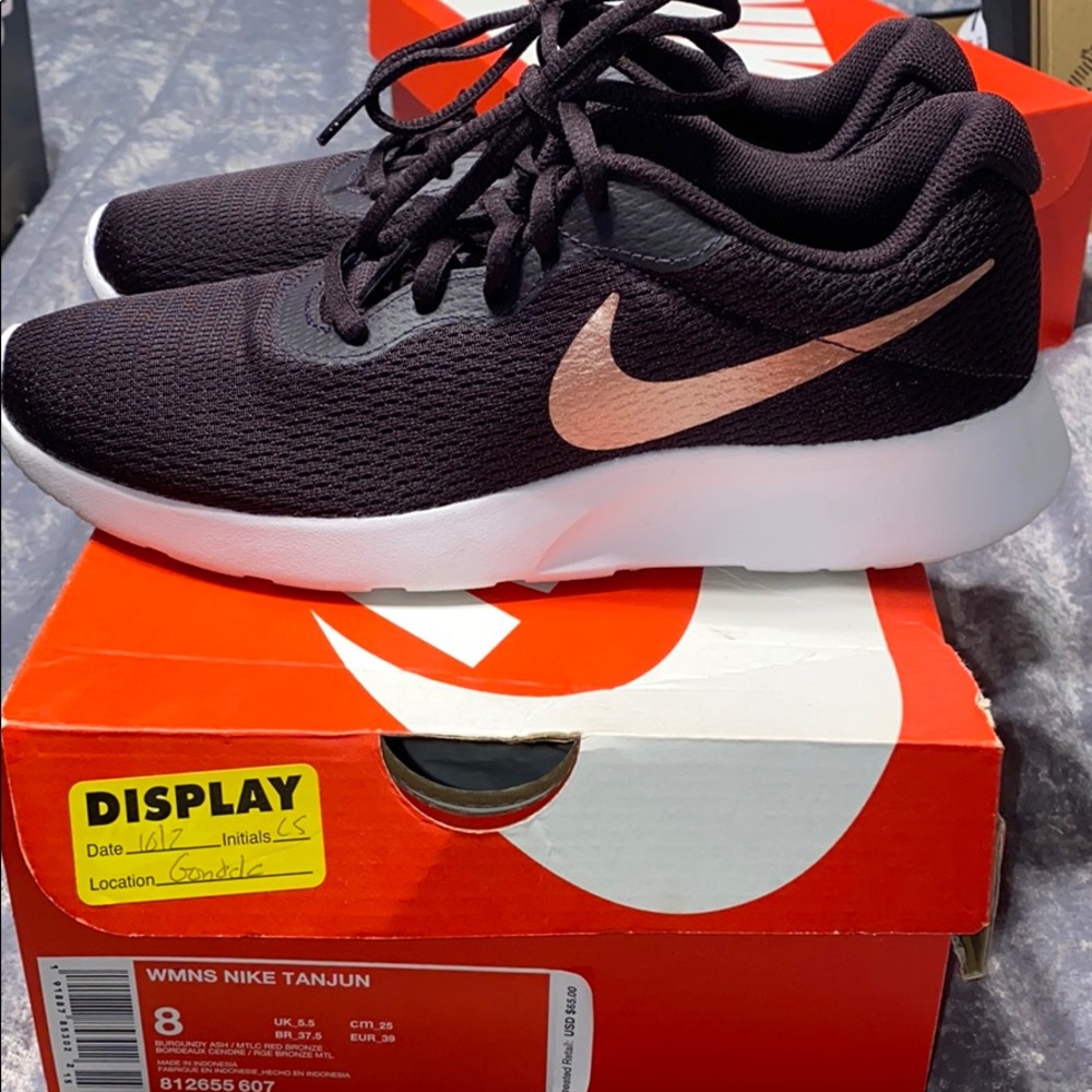 Women’s Nike  Sneakers